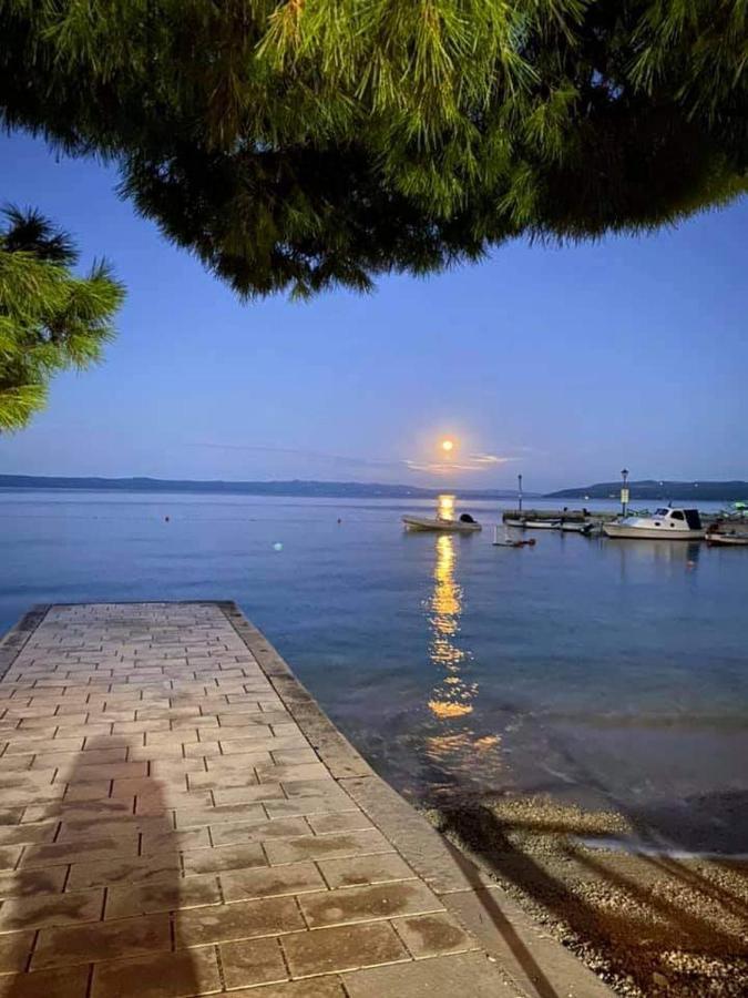 Apartment Lukas Galileo Izuzetan Makarska Zewnętrze zdjęcie